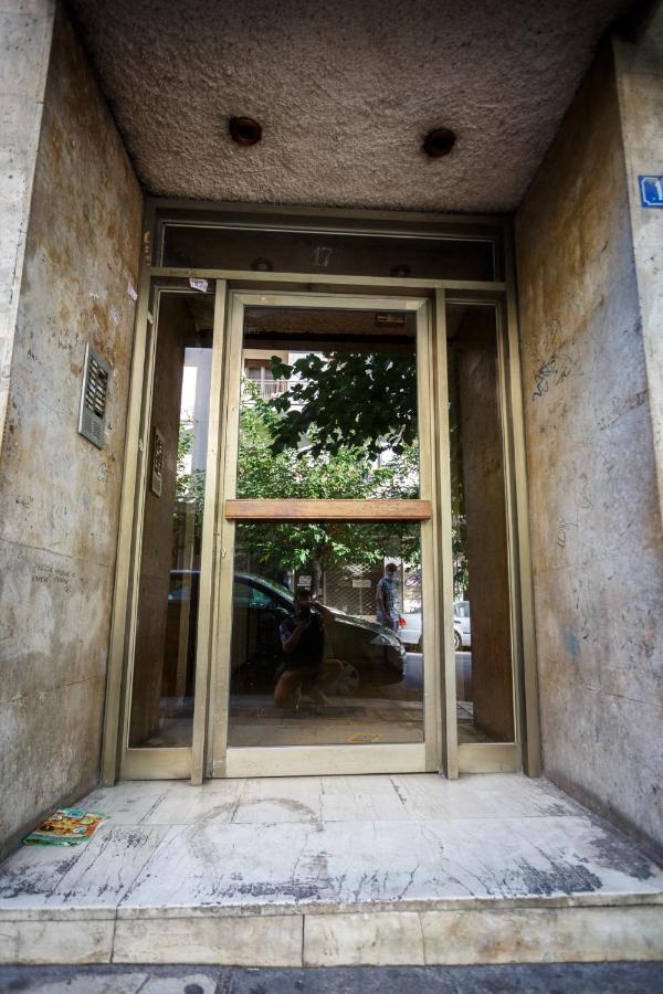 Peonios Apartment Атина Екстериор снимка