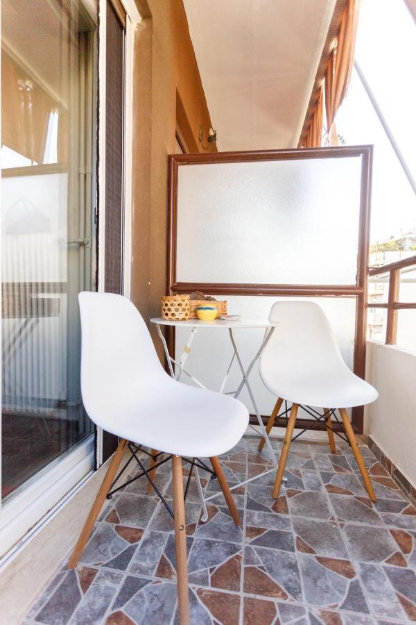Peonios Apartment Атина Екстериор снимка